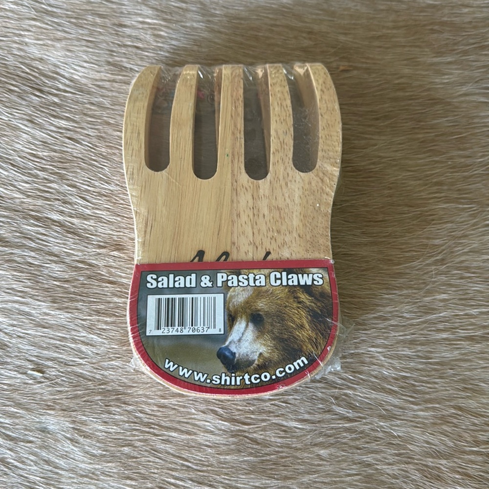 NEW Wooden Salad and Pasta Claws